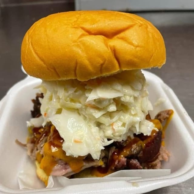 Pul Pork Sandwich.
